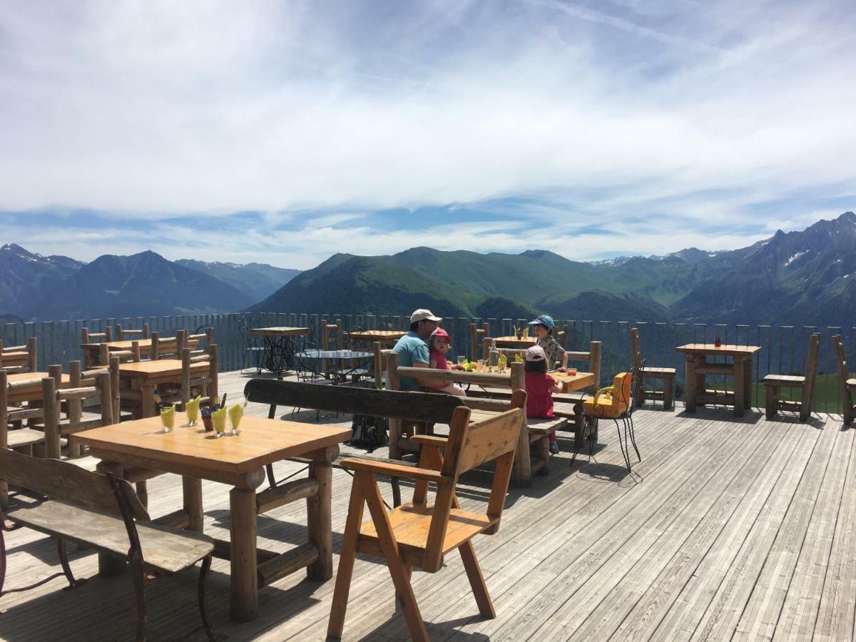 Luchon Holidays Bagnères-de-Luchon Exterior foto
